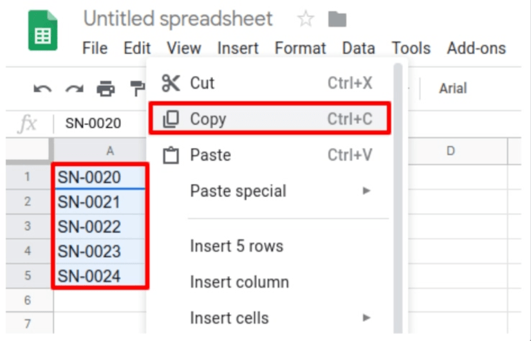 Danh sách số serial được sao chép trong bảng tính Excel.